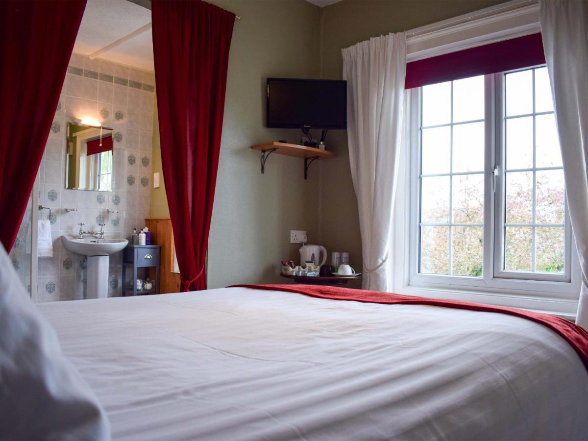 Elloe Bed & Breakfast 2*